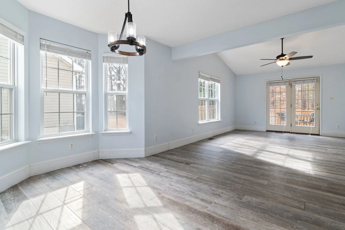 Clean, safe room after biohazard cleanup in Fairmount, Newark, NJ